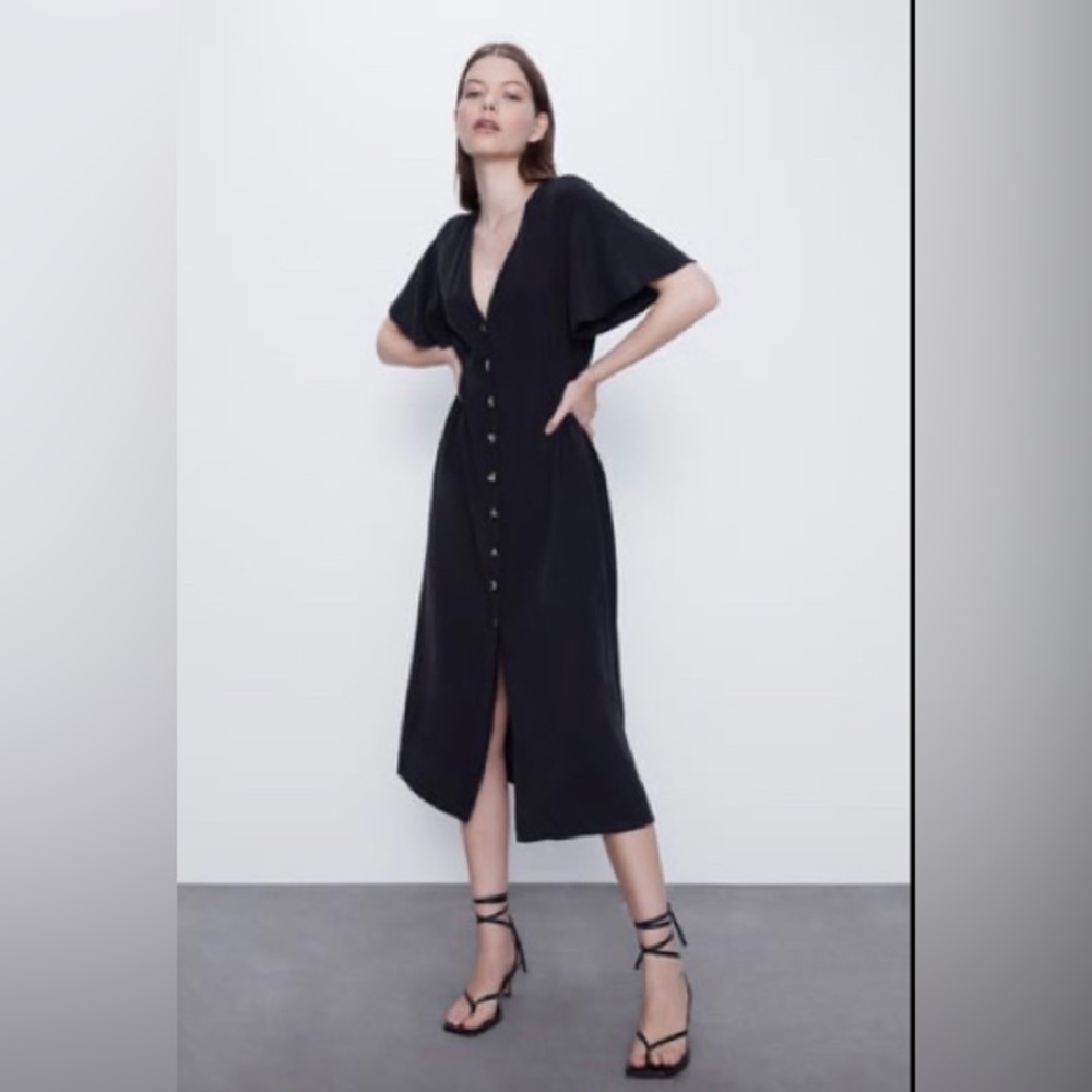 NWOT Zara Button-up Midi Dress